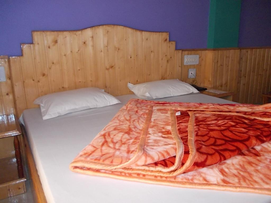Himgiri Resort Nagchala Habitación foto